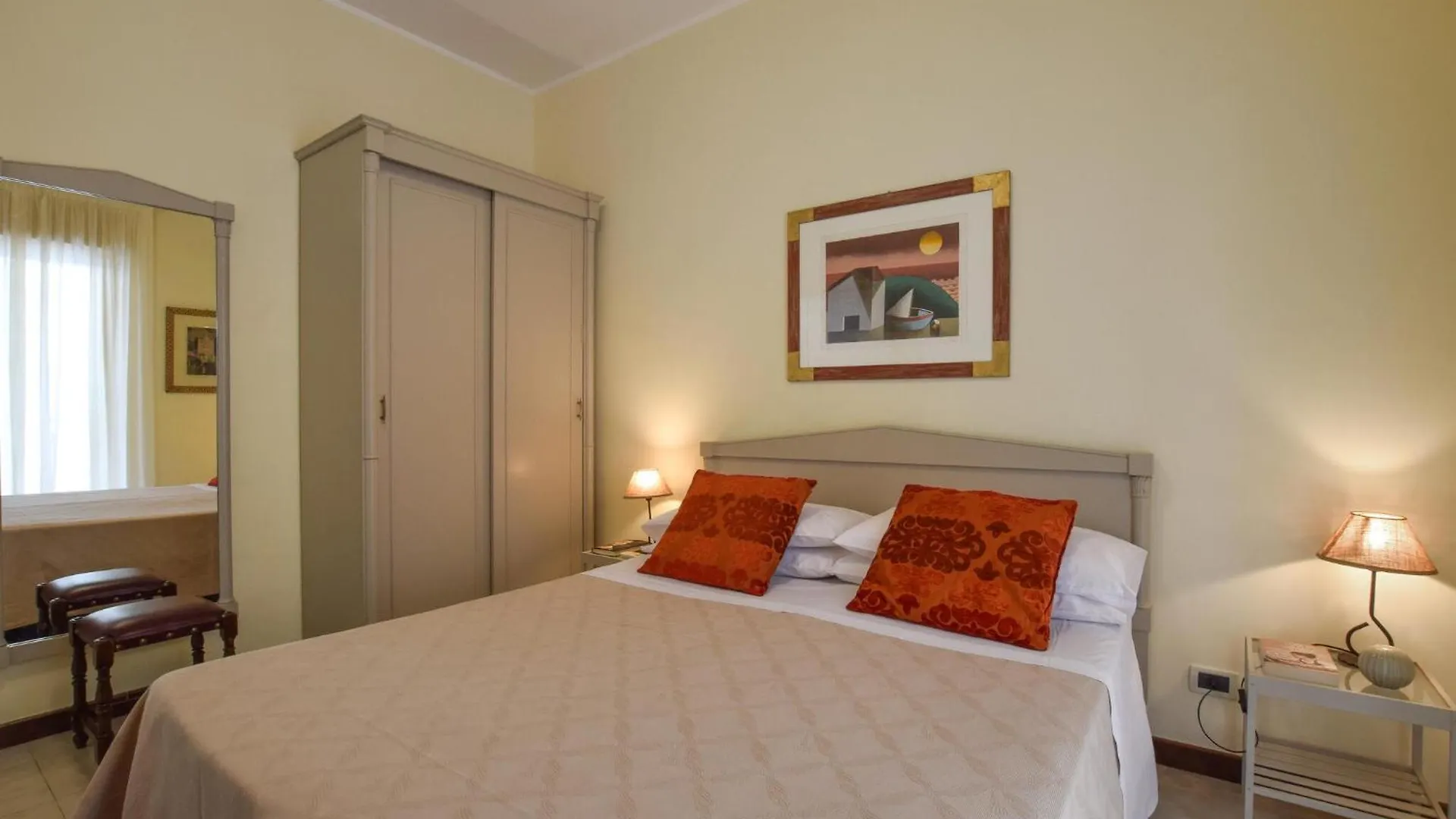 Iside Home Giardini Naxos