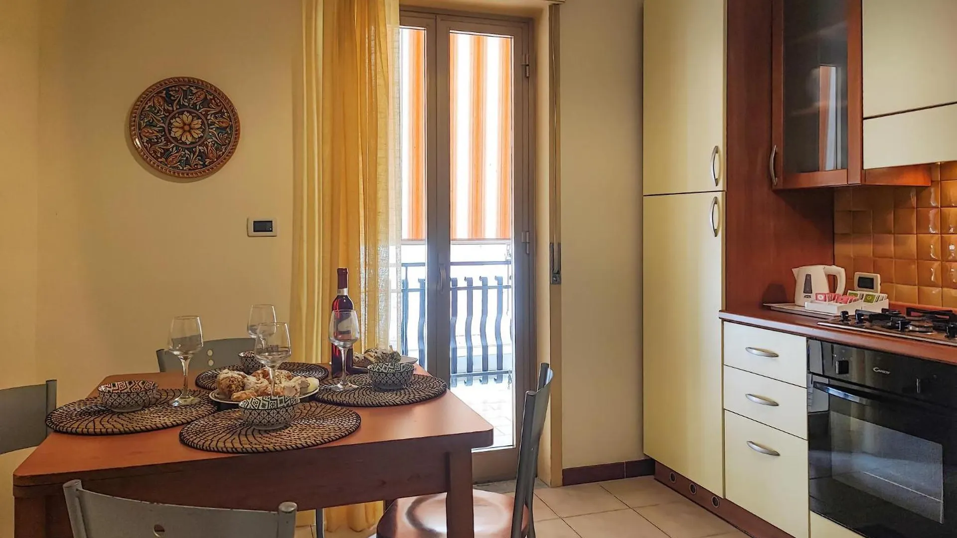 Iside Home Giardini Naxos Lejlighed